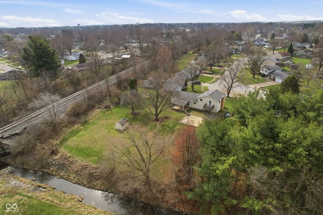 1202 Victoria Drive, Lebanon, IN 46052