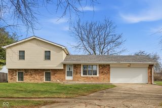 1202 Victoria Drive, Lebanon, IN 46052