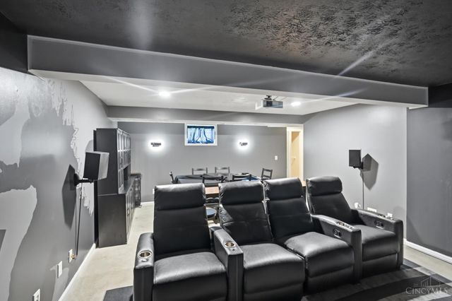 908 Pine Needle Place, Hamilton Twp, OH 45039