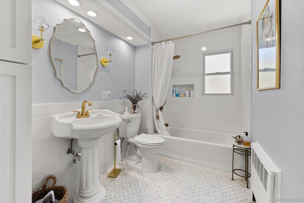 3 Lewis Circle, Babylon, NY 11702 — photo 5