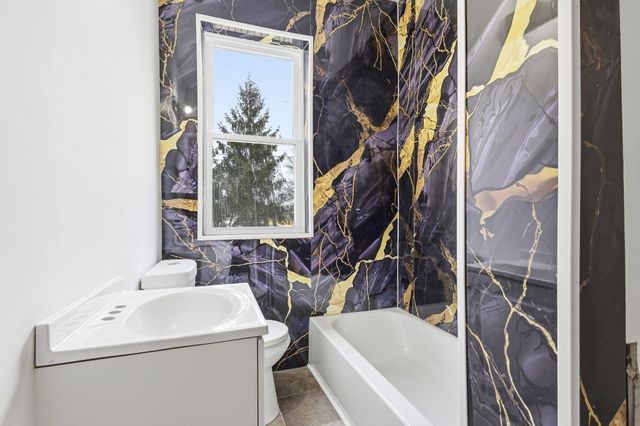 3295 Rochester Street 2, Detroit, MI 48206