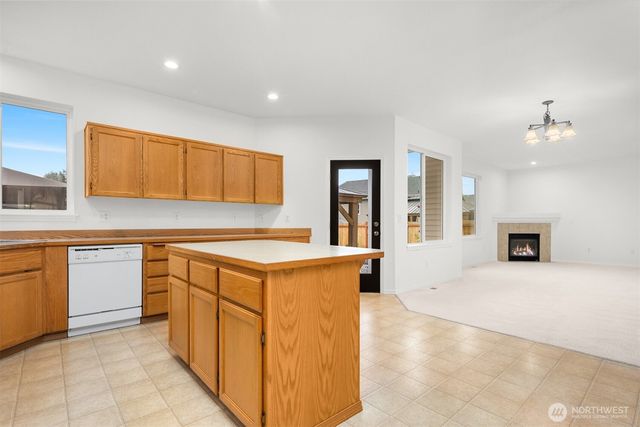 15506 67th Avenue Ct E, Puyallup, WA 98375