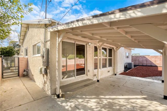 10352 Hayvenhurst Avenue, Granada Hills, CA 91344