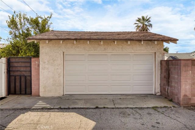 10352 Hayvenhurst Avenue, Granada Hills, CA 91344