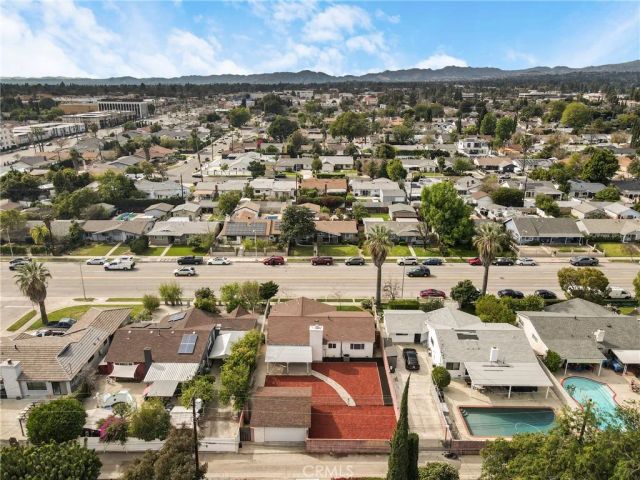 10352 Hayvenhurst Avenue, Granada Hills, CA 91344