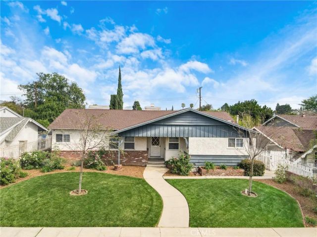 10352 Hayvenhurst Avenue, Granada Hills, CA 91344
