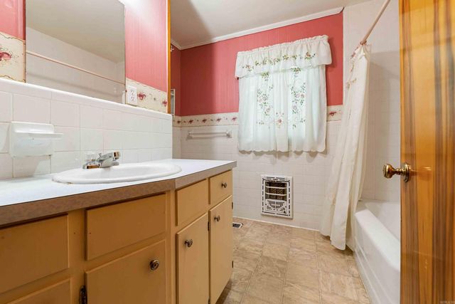 700 W Sugarloaf, Heber Springs, AR 72543