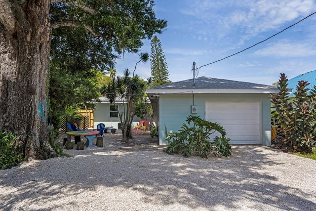 617 26TH STREET W, Bradenton, FL 34205
