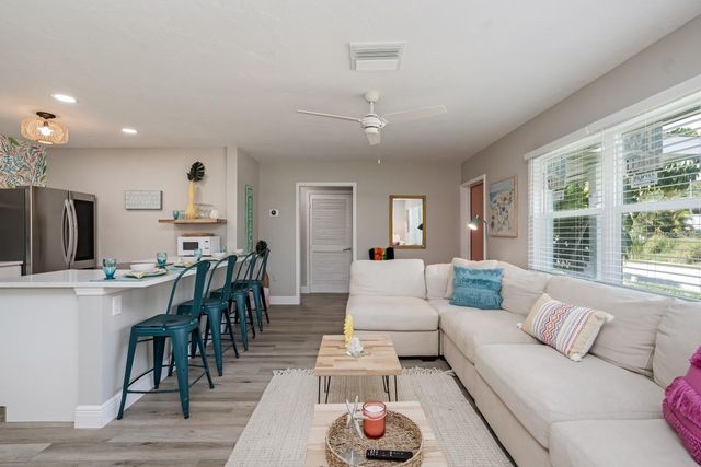 617 26TH STREET W, Bradenton, FL 34205
