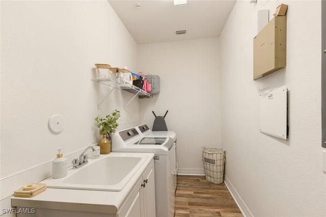 6509 Monterey PT 203, Naples, FL 34105