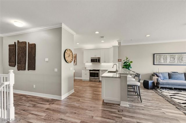 6509 Monterey PT 203, Naples, FL 34105