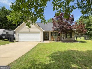 105 Carols Lane, Locust Grove, GA 30248