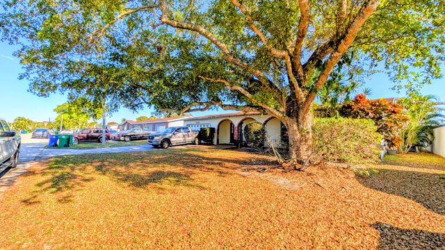 8528 Windsor Drive, Miramar, FL 33025