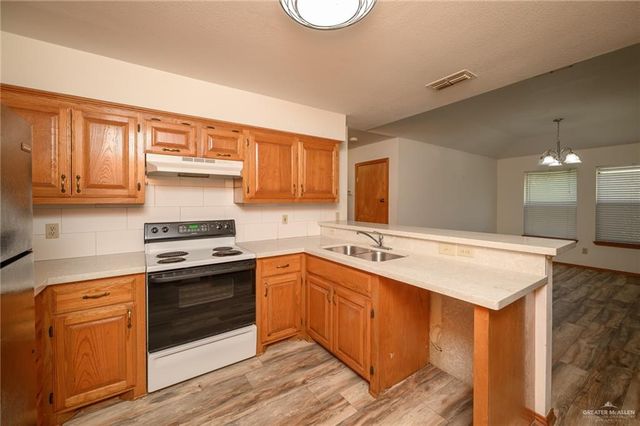 6246 Camelot Drive, Harlingen, TX 78550