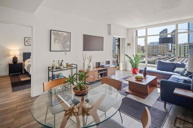 427 9Th Ave 704, San Diego, CA 92101