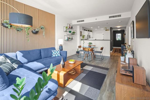 427 9Th Ave 704, San Diego, CA 92101