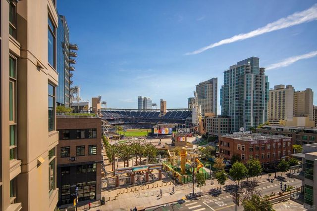 427 9Th Ave 704, San Diego, CA 92101