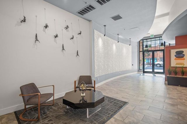 427 9Th Ave 704, San Diego, CA 92101