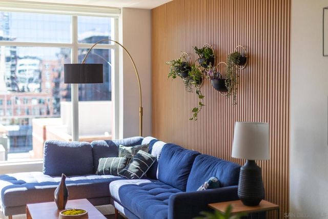 427 9Th Ave 704, San Diego, CA 92101