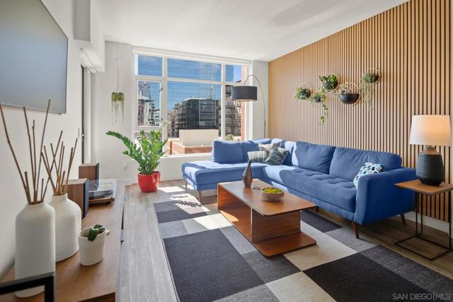 427 9Th Ave 704, San Diego, CA 92101