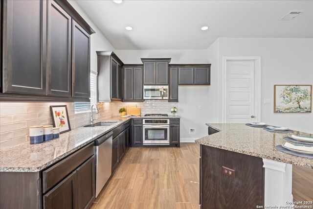 8311 Narcissus Path, Boerne, TX 78015