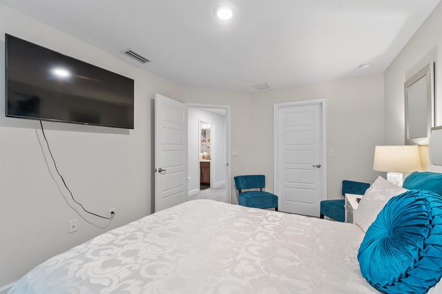 1925 SE Mantua Street, Port St Lucie, FL 34952