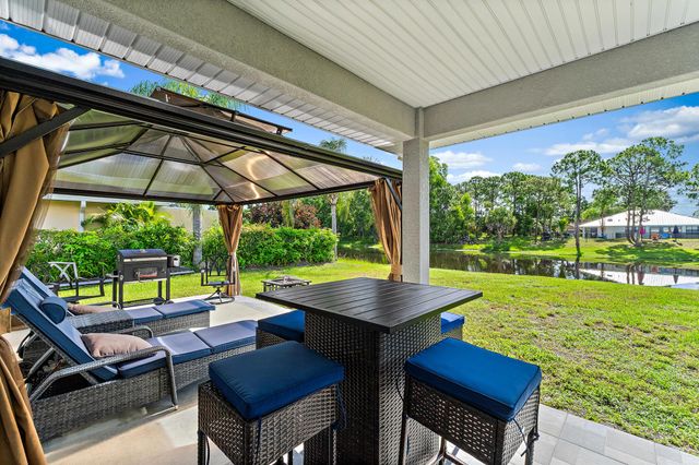 1925 SE Mantua Street, Port St Lucie, FL 34952