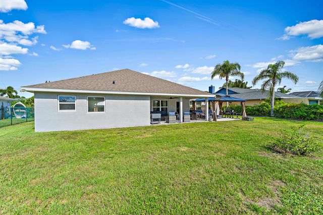 1925 SE Mantua Street, Port St Lucie, FL 34952