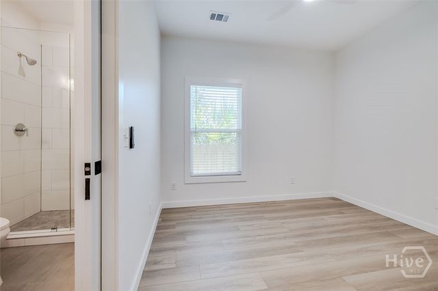 8-10 Mastick Street, Savannah, GA 31404
