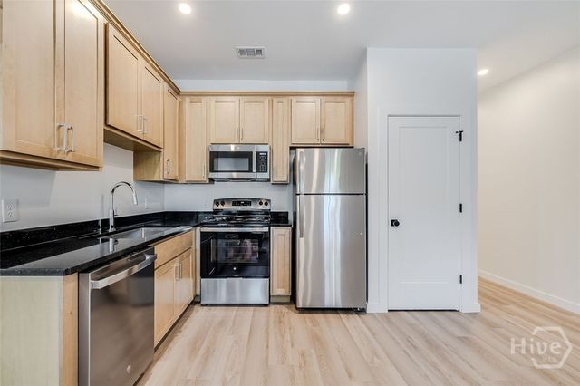 8-10 Mastick Street, Savannah, GA 31404
