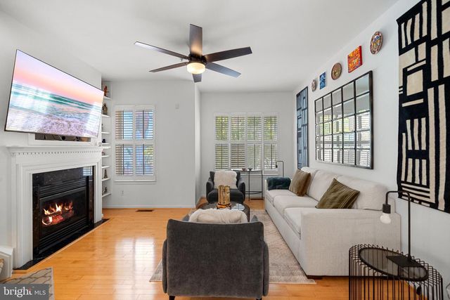 1215 V ST NW, Washington, DC 20009