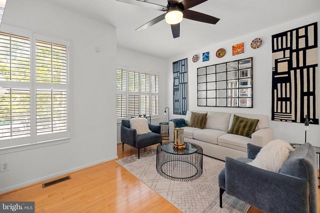 1215 V ST NW, Washington, DC 20009