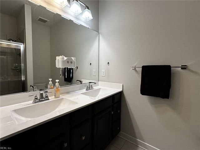180 Jordan House DR, Smithfield, VA 23430