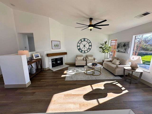 3075 Shiles Loop, Brentwood, CA 94513