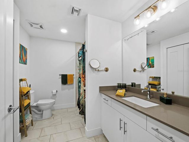 1703 N TAMIAMI TRAIL 306, Sarasota, FL 34234