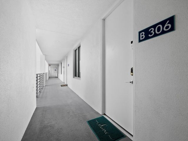 1703 N TAMIAMI TRAIL 306, Sarasota, FL 34234