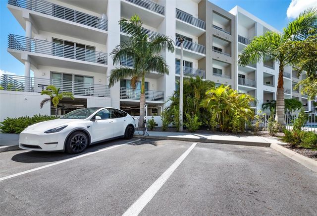 1703 N TAMIAMI TRAIL 306, Sarasota, FL 34234