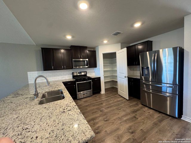 9610 Salers Springs, San Antonio, TX 78254