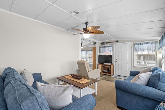 6001 - 1585 S Kings Hwy., Myrtle Beach, SC 29575