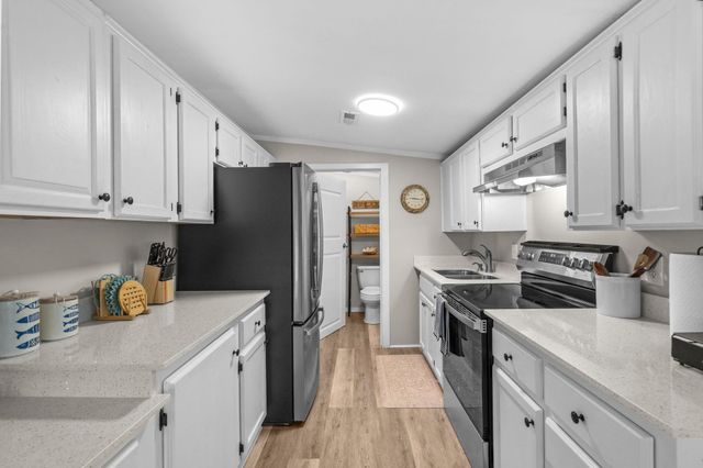 6001 - 1585 S Kings Hwy., Myrtle Beach, SC 29575