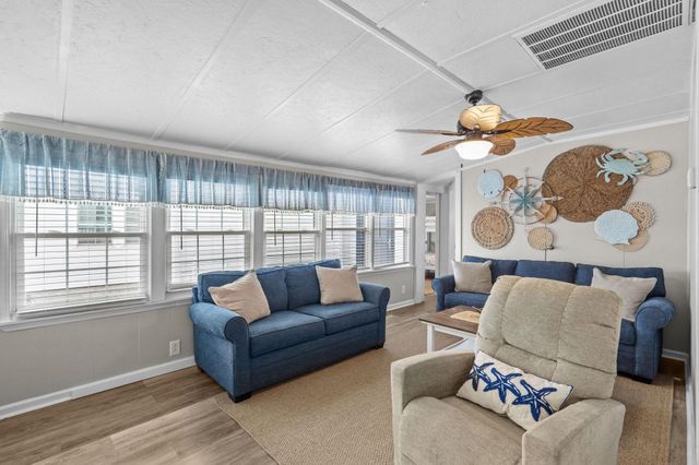 6001 - 1585 S Kings Hwy., Myrtle Beach, SC 29575