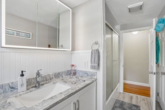 82 Concetta Dr, Bridgewater, MA 02324