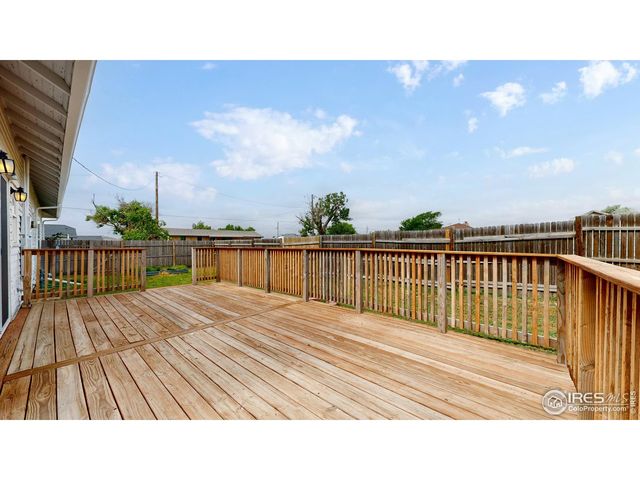 595 E Kiser Ave, Keenesburg, CO 80643