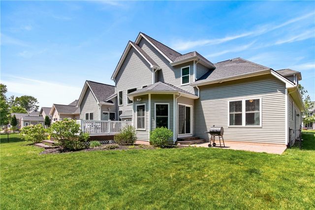 267 Dove Tree Lane, Greece, NY 14626