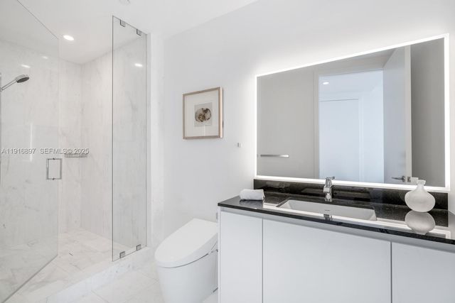 18555 Collins Avenue 5105, Sunny Isles Beach, FL 33160