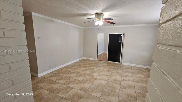 1040 N 70th Ave, Hollywood, FL 33024