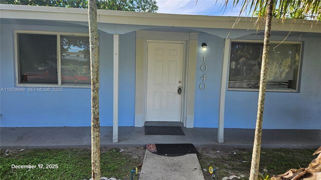 1040 N 70th Ave, Hollywood, FL 33024