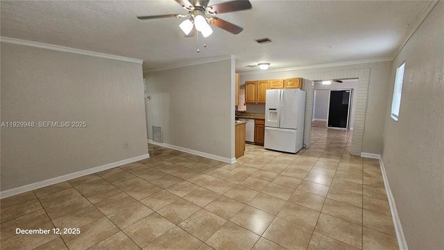 1040 N 70th Ave, Hollywood, FL 33024