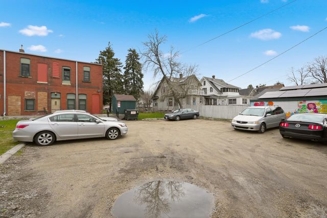 940 3rd Street E, Saint Paul, MN 55106