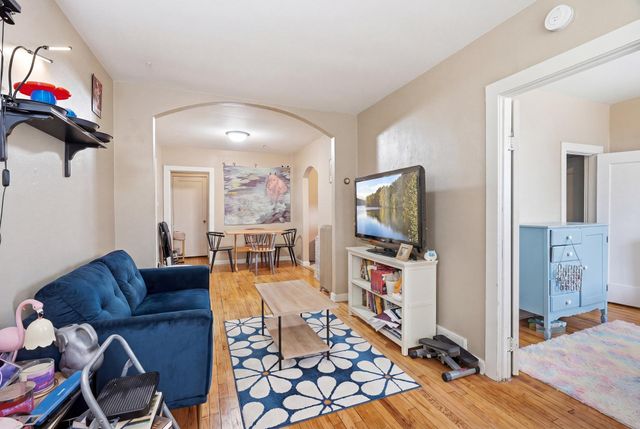 940 3rd Street E, Saint Paul, MN 55106